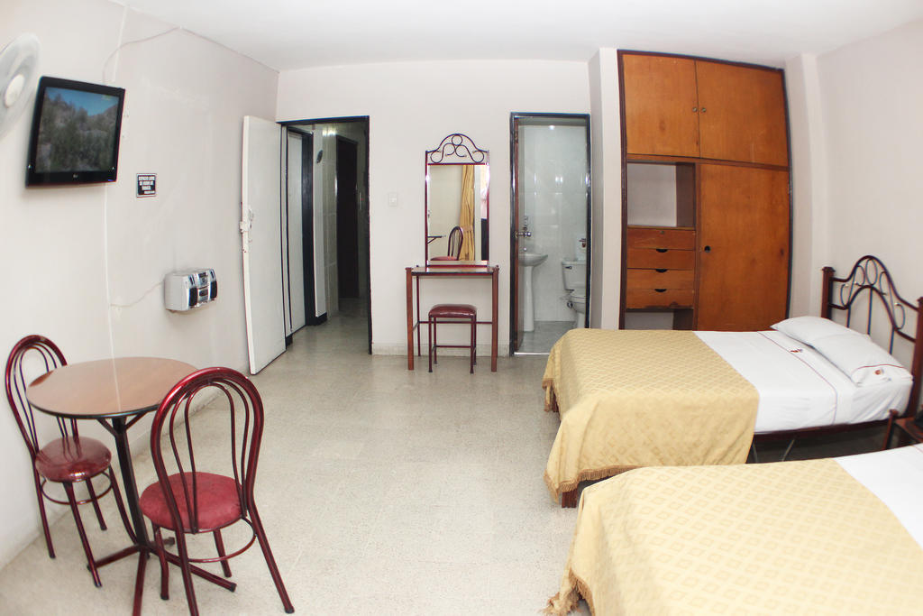 Hotel Normandia メデジン 部屋 写真